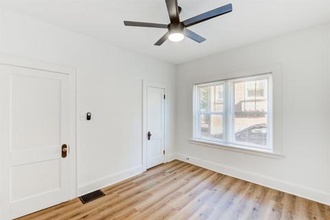 3068 Lischer Ave, Cincinnati, OH 45211 photo 12