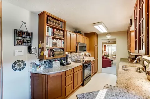 9883 Beau Ln, Springfield Twp, OH 45321 photo 21