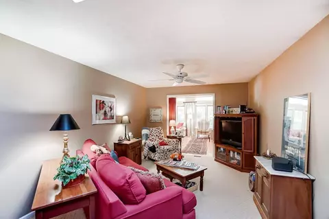 9883 Beau Ln, Springfield Twp, OH 45321 photo 16
