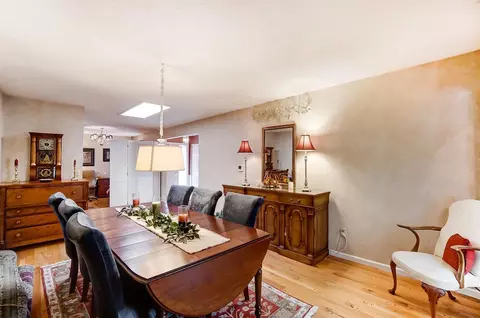 9883 Beau Ln, Springfield Twp, OH 45321 photo 5