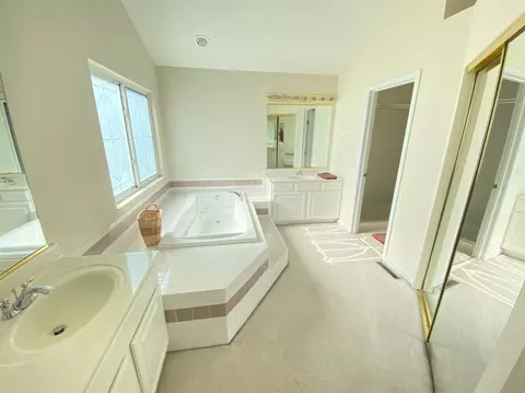 799 Dorgene Ln, Cincinnati, OH 45244 photo 6