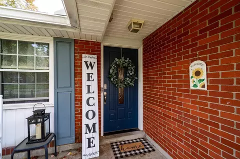 3910 Mcgary Dr, Cincinnati, OH 45245 photo 4
