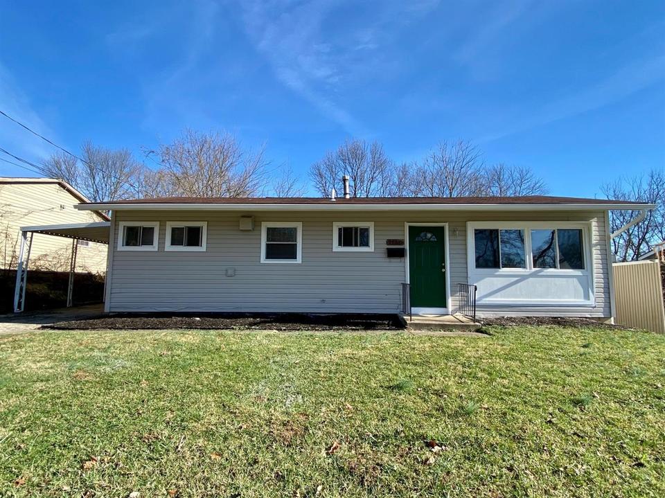 9750 Pippin, Cincinnati, OH 45231 30 Photos MLS 1721030 Movoto