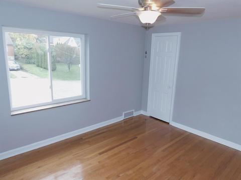 3957 Harmar Ct, Cincinnati, OH 45211 photo 27