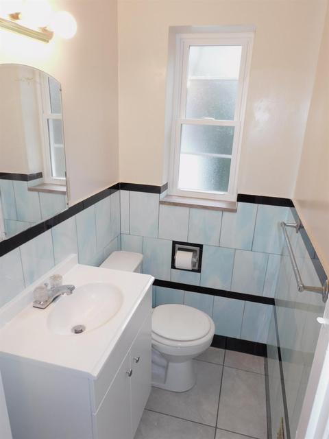 3957 Harmar Ct, Cincinnati, OH 45211 photo 13