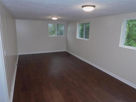 3957 Harmar Ct, Cincinnati, OH 45211 photo 10