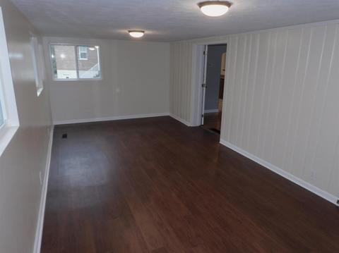3957 Harmar Ct, Cincinnati, OH 45211 photo 11