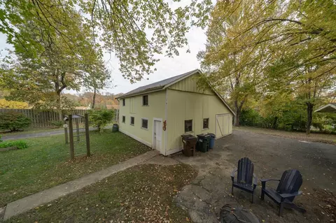 10084 Hamilton Ave, Cincinnati, OH 45231 photo 9