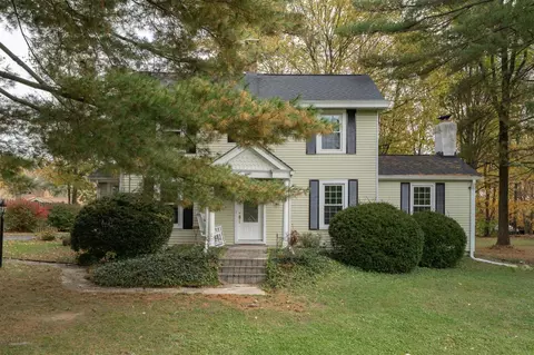10084 Hamilton Ave, Cincinnati, OH 45231 photo 2