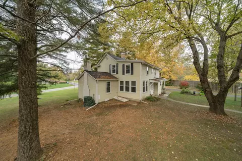 10084 Hamilton Ave, Cincinnati, OH 45231 photo 7