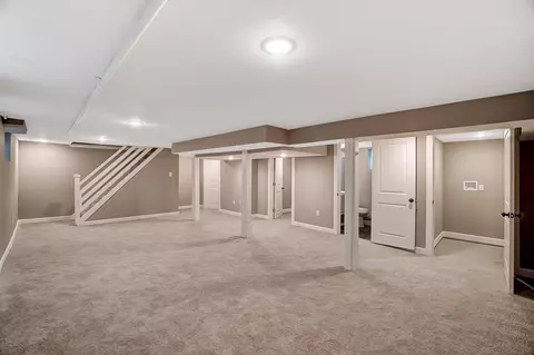 5422 Ward St, Cincinnati, OH 45227 photo 25