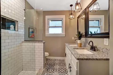 5422 Ward St, Cincinnati, OH 45227 photo 16