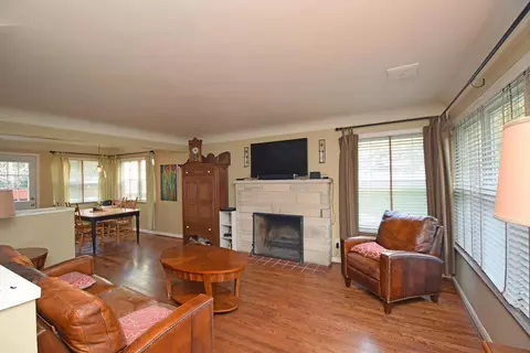6217 Robison Rd, Cincinnati, OH 45213 photo 3