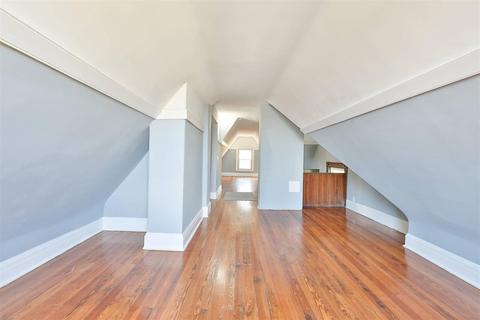 922 Summit Ave, Cincinnati, OH 45204 photo 45