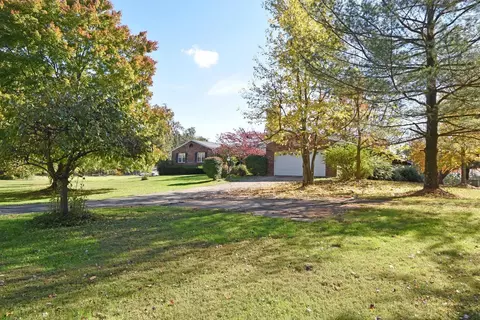 9815 St Rt 28, Blanchester, OH 45107 photo 3