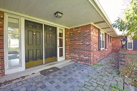9815 St Rt 28, Blanchester, OH 45107 photo 4