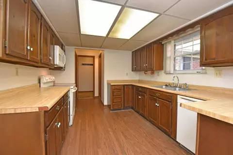 9815 St Rt 28, Blanchester, OH 45107 photo 12