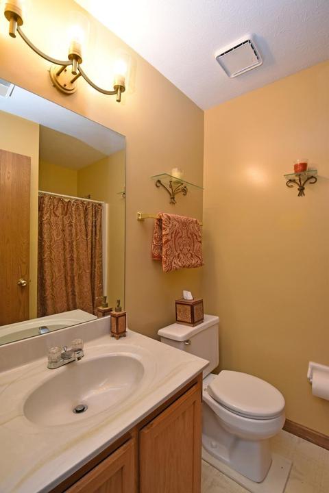 1593 Mandarin Dr, Forest Park, OH 45240 photo 20
