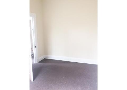 3146 Bishop St, Cincinnati, OH 45220 photo 8