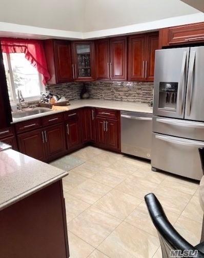 3146 Bishop St, Cincinnati, OH 45220 photo 14