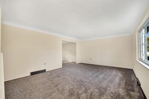 9621 Leebrook Dr, Cincinnati, OH 45231 photo 13