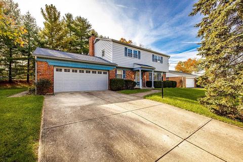 9621 Leebrook Dr, Cincinnati, OH 45231 photo 1