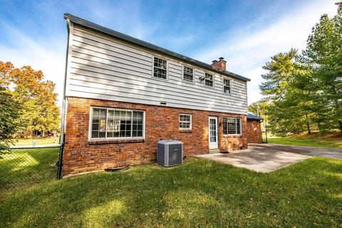 9621 Leebrook Dr, Cincinnati, OH 45231 photo 7