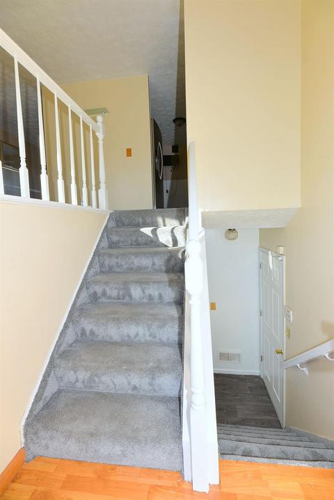 12033 Mill Rd, Cincinnati, OH 45240 photo 2