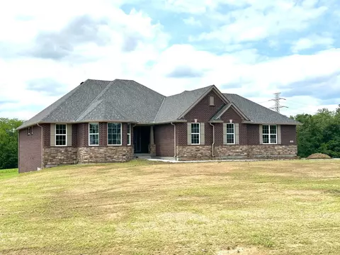 1301 Hudson Dr, Lebanon, OH 45036