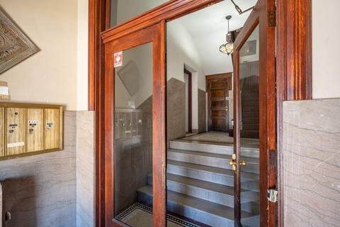 1119 Mcmillan Ave #D, Cincinnati, OH 45206 photo 2