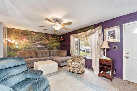 587 Beech Ct, Cincinnati, OH 45245 photo 4