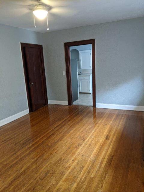 6322 Hamilton Ave, Cincinnati, OH 45224 photo 3