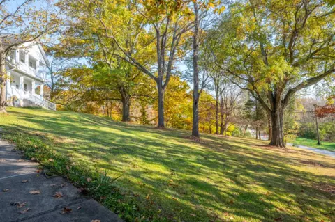 8100 Old Kellogg Rd, Cincinnati, OH 45255 photo 4
