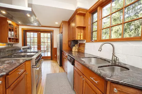 1161 Edwards Rd, Cincinnati, OH 45208 photo 17