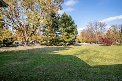849 Locust Corner Rd, Cincinnati, OH 45245 photo 37