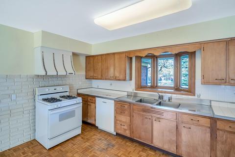 849 Locust Corner Rd, Cincinnati, OH 45245 photo 15