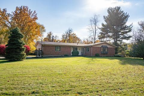 849 Locust Corner Rd, Cincinnati, OH 45245 photo 1
