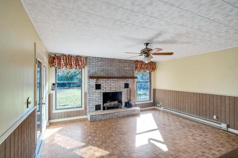 849 Locust Corner Rd, Cincinnati, OH 45245 photo 12