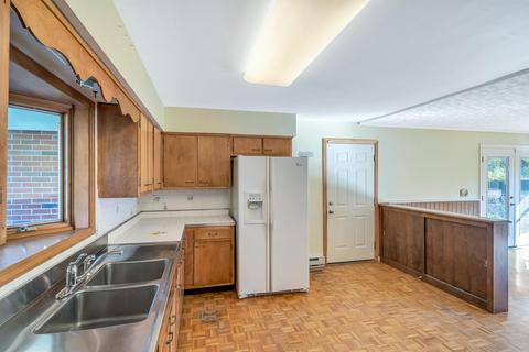 849 Locust Corner Rd, Cincinnati, OH 45245 photo 16