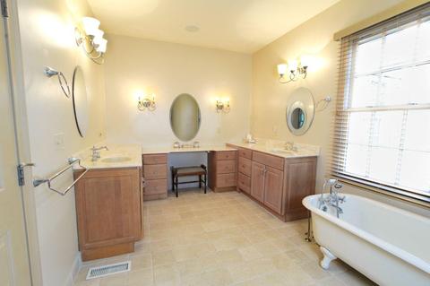 345 Summer View Dr, Cincinnati, OH 45255 photo 25