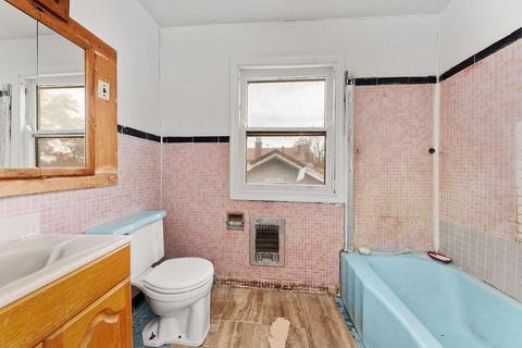 3909 Oak St, Silverton, OH 45236 photo 33
