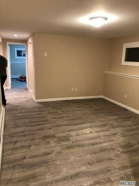 14 Hamlin Dr, Greenhills, OH 45218 photo 2