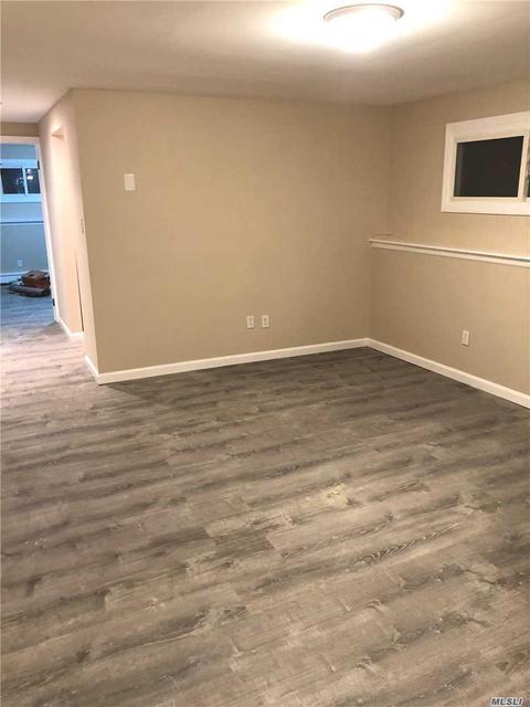 14 Hamlin Dr, Greenhills, OH 45218 photo 7