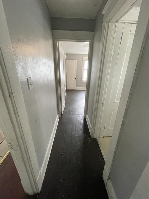557 Maple Ave, Cincinnati, OH 45229 photo 9