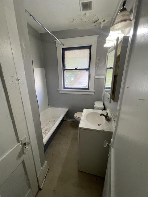557 Maple Ave, Cincinnati, OH 45229 photo 10