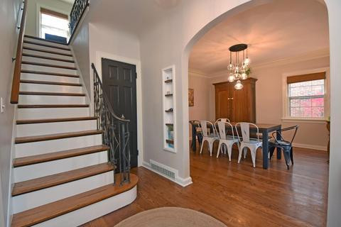 3927 Eileen Dr, Cincinnati, OH 45209 photo 4