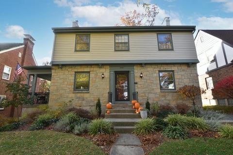 3927 Eileen Dr, Cincinnati, OH 45209 photo 1