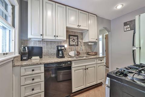 216 Ridgeway Rd, Cincinnati, OH 45216 photo 12