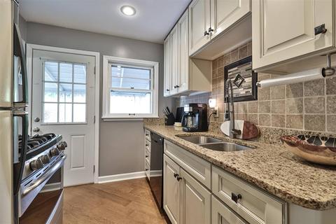 216 Ridgeway Rd, Cincinnati, OH 45216 photo 13