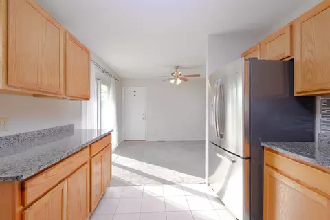 858 Glasgow Dr, Cincinnati, OH 45240 photo 5
